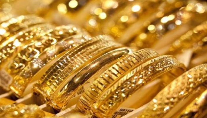 انخفاض أسعار الذهب.. وعيار ٢١ يسجل ٦٤٧ جنيها للجرام