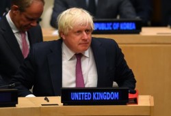 بريطانيا ترفض دعم إعادة إعمار سورية قبل رحيل الأسد