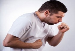 الكحة الجافة الأسباب وطرق العلاج