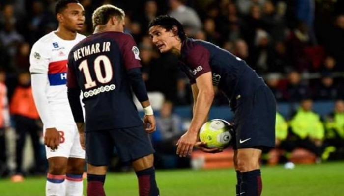 "بي إس جي" يختار اللاعب الذي سيتولى تنفيذ ركلات الجزاء