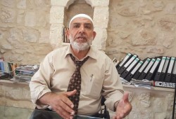 الاحتلال يبعد الشيخ ناجح بكيرات عن الأقصى
