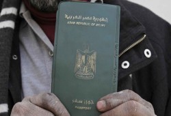 لماذا أسعد قانون سحب الجنسية المصريين المقيمين بالخارج؟