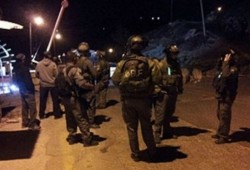 جيش الاحتلال يعتقل 20 فلسطينيا في الضفة الغربية
