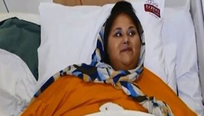 وصول جثمان "إيمان عبدالعاطي" إلى مطار القاهرة