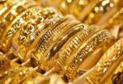 أسعار الذهب تنخفض في تعاملات اليوم الأربعاء