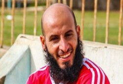 رئيس نادي أسوان ينفي خبر الإفراج عن اللاعب "حمادة السيد"