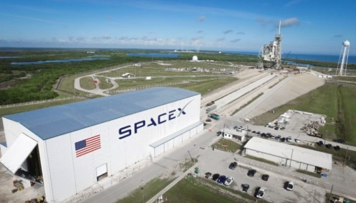 إيلون ماسك: سيبس إكس يمكنها استعمار المريخ وبناء قاعدة على القمر