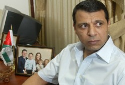 السلطة الفلسطينية تطلب من الإنتربول القبض على دحلان وعدد من زملائه