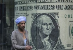 الانقلاب يقترب بالبلاد من "فقاعة الديون" .. ومخاوف على استقلال مصر