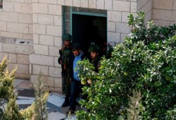 الاحتلال يشن حملة اعتقالات واسعة بالضفة طالت صحفيين