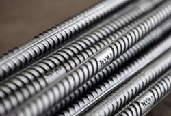 استقرار أسعار الحديد و عز يسجل 12300 جنيه