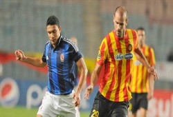 وليد الهشري يهزم "السرطان" ويعود للمنتخب التونسي