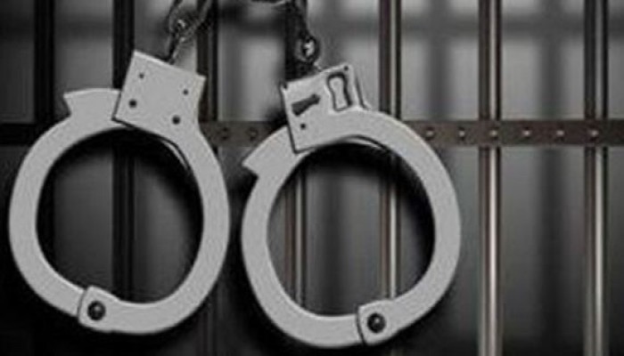 قوات الامن تعتقل نحو 84 طالبًا عشوائيًا من أمام جامعة الزقازيق واقتادتهم إلى معسكر قوات الأمن