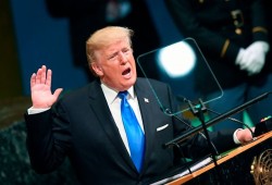 صحيفة: أمران يكشفان كذب ترامب بخصوص تدخل روسيا بالانتخابات