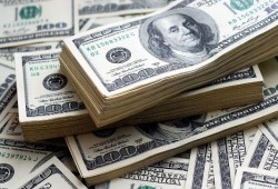 تعرف إلى أسعار الدولار والذهب اليوم الأحد