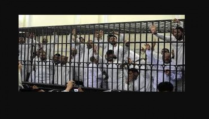 وقف جلسات هزلية التخابر مع حماس وتأجيل "دمياط والعجوزة"