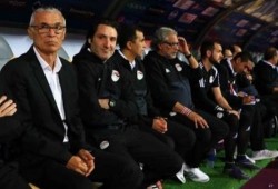 «كوبر» يرفض ضم عناصر جديدة للمنتخب باستثناء الثنائي