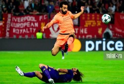 مايكل أوين: صلاح عبقري.. قيمته تضاعفت.. لكنه ليس خارقا تهديفيا