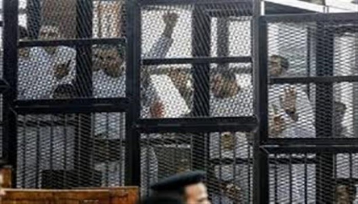 قضاء الانقلاب يقضي بإعدام 11 بريئًا و375 سنة لـ15 بهزلية خلية الجيزة
