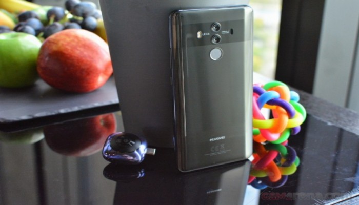 هواوي تطور هاتف ذكي قابل للطي