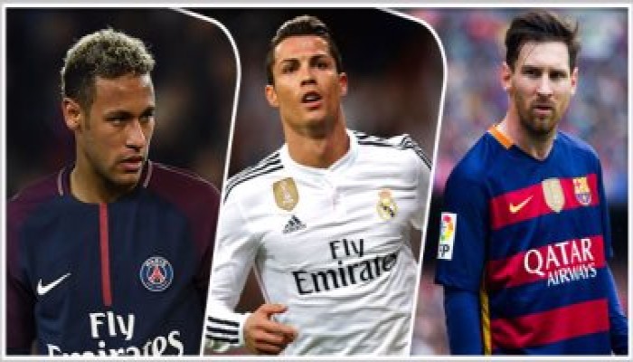 «الفيفا» يكشف اليوم عن الفائز بجائزة أفضل لاعب في العالم