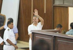 سقوط عصام سلطان مغشيًّا عليه في جلسة "رابعة"