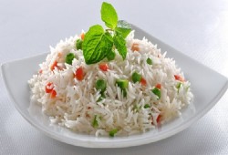 الأرز.. هل يزيد الوزن أم يخففه؟