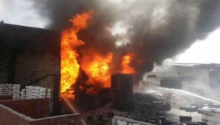 انفجار براميل كيماويات فى مصنع البتروكيماويات غرب الإسكندرية
