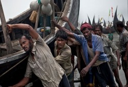 ميانمار تعتقل طاقما صحفيا يعمل لحساب التلفزيون التركي