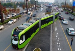 الصين تطلق قطارا يسير بدون قضبان