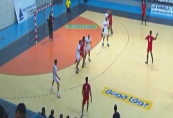 يد الزمالك بطل إفريقيا للمرة العاشرة