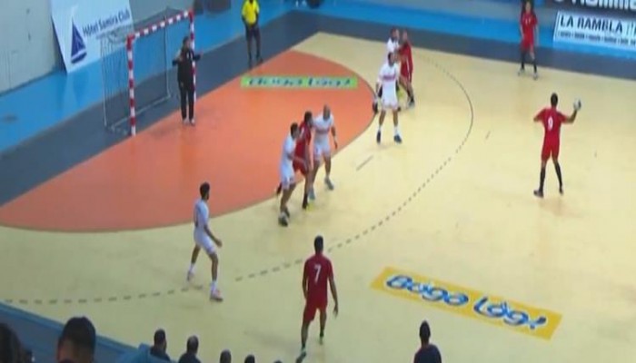 يد الزمالك بطل إفريقيا للمرة العاشرة