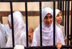 بعد اعتقالها اليوم.. نيابة الانقلاب تؤجل قرارها بشأن السيدة "سماح فتحي"