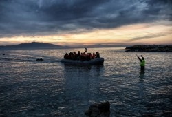 ليبيا تضبط 150 مهاجرا غير نظامي كانوا في طريقهم إلى أوروبا