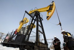 اعتقالات السعودية تدفع النفط لأعلى مستوى من 2015