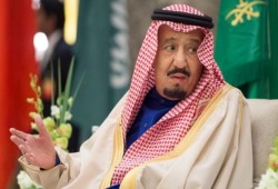 السعودية: تجميد الحسابات المصرفية للمتهمين بالفساد