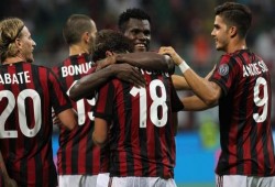 ميلان يمحو هزيمته أمام يوفينتوس بالفوز على ساسولو بالدوري