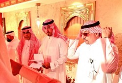 صحيفة بريطانية: منصور بن مقرن حاول الهرب من السعودية