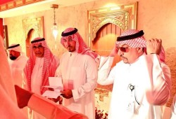 صحيفة بريطانية: منصور بن مقرن حاول الهرب من السعودية
