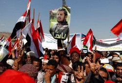 تهديد حوثي جديد بقصف موانئ ومطارت السعودية والإمارات