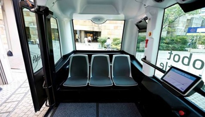 حادث يوقف حافلة ذاتية القيادة بعد ساعتين من سيرها