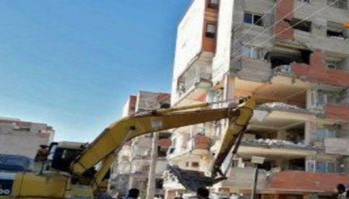 ارتفاع حصيلة ضحايا زلزال إيران إلى 328 قتيلا و2500 جريحا