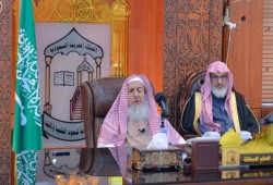 لهذا هنأ وزير إسرائيلي مفتي السعودية ودعاه لزيارة إسرائيل