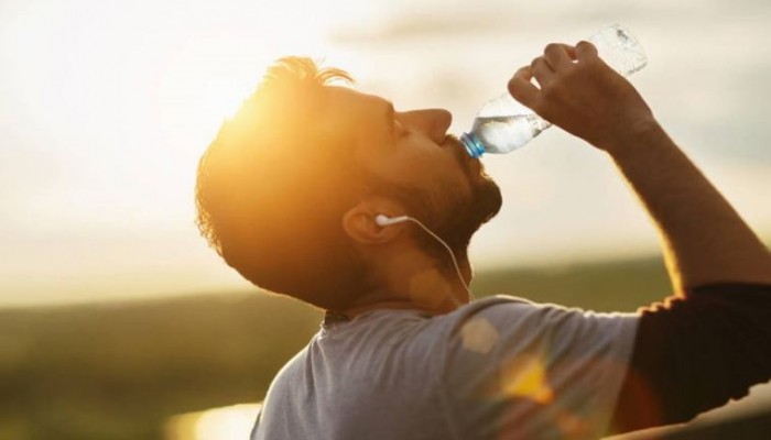 ما هي الأمراض التي يمكن معالجتها بشرب المزيد من الماء؟