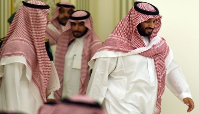 فايننشال تايمز: لماذا يتصل ابن سلمان بالبنوك السويسرية؟