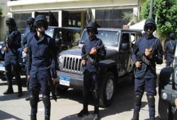 أمن الانقلاب يعلن الاستنفار بجميع المحافظات بعد تفجير مسجد بالعريش