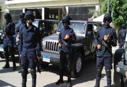 أمن الانقلاب يعلن الاستنفار بجميع المحافظات بعد تفجير مسجد بالعريش