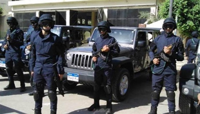 أمن الانقلاب يعلن الاستنفار بجميع المحافظات بعد تفجير مسجد بالعريش