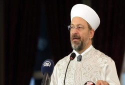 رئيس الشؤون الدينية التركي يستنكر بشدة الهجوم الإرهابي في سيناء
