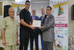 اختراع فلسطيني يمكن قيادة الآليات الثقيلة عبر الهاتف الذكي